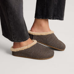 The Après Clog - ReVelvet™ Slate Herringbone